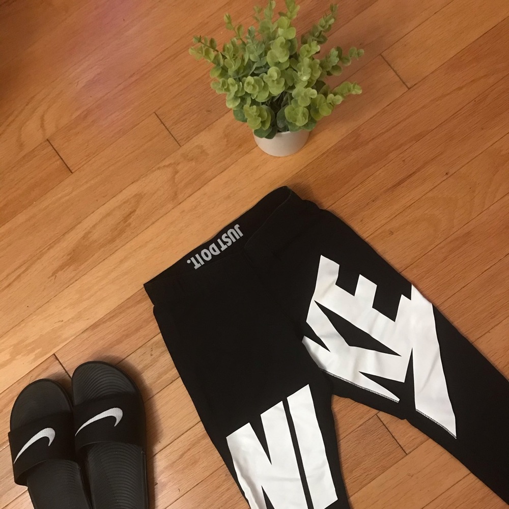 Nike leggings